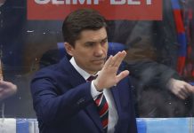 Алексей Сопин назвал Игоря Никитина лучшим российским тренером КХЛ после победы «Авангарда» над ЦСКА Алексей Сопин назвал Игоря Никитина лучшим российским тренером КХЛ после победы «Авангарда» над ЦСКА