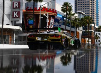 Уиккенс получил поул в IMSA на Лонг-Бич Уиккенс получил поул в IMSA на Лонг-Бич