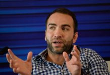 Камил Гаджиев поддержал Азамата Мурзаканова после поражения от Пауло Косты на UFC 327 Камил Гаджиев поддержал Азамата Мурзаканова после поражения от Пауло Косты на UFC 327