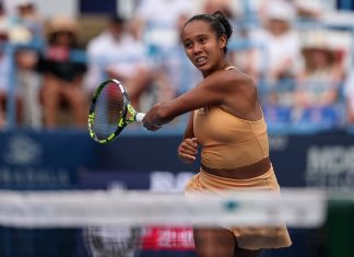 Лейла Фернандес пробилась в четвертьфинал турнира WTA-500 в Штутгарте и сыграет с Еленой Рыбакиной Лейла Фернандес пробилась в четвертьфинал турнира WTA-500 в Штутгарте и сыграет с Еленой Рыбакиной