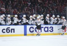 «Авангард» перевернул матч против «Локомотива» «Авангард» перевернул матч против «Локомотива»