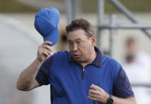 Леонид Слуцкий: травмы не позволили мне стать профессиональным футболистом Леонид Слуцкий: травмы не позволили мне стать профессиональным футболистом