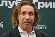 Мостовой призвал не перехваливать «Балтику» Мостовой призвал не перехваливать «Балтику»