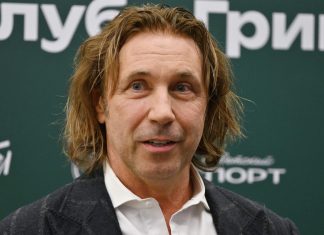 Мостовой призвал не перехваливать «Балтику» Мостовой призвал не перехваливать «Балтику»