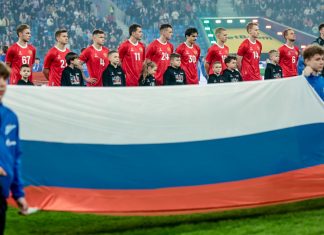 Сборная России по футболу может провести три товарищеских матча в июне Сборная России по футболу может провести три товарищеских матча в июне
