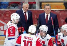 Хартли заявил, что «Локомотив» может выиграть в Омске Хартли заявил, что «Локомотив» может выиграть в Омске