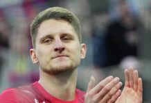 Игорь Дивеев подвернул ногу в матче РПЛ с «Локомотивом», но сыграет в следующей игре Игорь Дивеев подвернул ногу в матче РПЛ с «Локомотивом», но сыграет в следующей игре