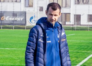 Сергей Семак: «Зенит» не будет беречь себя на финише чемпионата перед матчем с «Динамо» Сергей Семак: «Зенит» не будет беречь себя на финише чемпионата перед матчем с «Динамо»