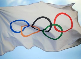 МОК рекомендовал снять ограничения с белорусов и оставить санкции против россиян МОК рекомендовал снять ограничения с белорусов и оставить санкции против россиян