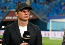 Аршавин посетит чемпионский парад «Арсенала» несмотря на отсутствие приглашения Аршавин посетит чемпионский парад «Арсенала» несмотря на отсутствие приглашения