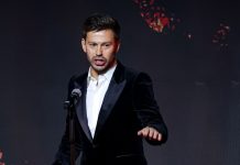 Смолов поддерживает ЦСКА в полуфинале Единой лиги Смолов поддерживает ЦСКА в полуфинале Единой лиги