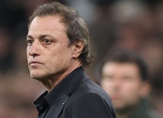 Шнякин призвал оставить Гусева в «Динамо» Шнякин призвал оставить Гусева в «Динамо»