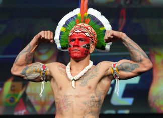 Перейра дал совет Стрикленду перед UFC 328 Перейра дал совет Стрикленду перед UFC 328