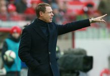 «Торпедо» второй раз за год отправило в отставку Кононова «Торпедо» второй раз за год отправило в отставку Кононова