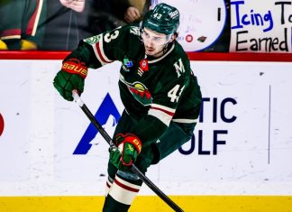 Куинн Хьюз установил рекорд «Миннесоты» в плей-офф Куинн Хьюз установил рекорд «Миннесоты» в плей-офф