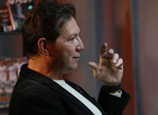 Черданцев раскритиковал трансляцию финала Лиги чемпионов Черданцев раскритиковал трансляцию финала Лиги чемпионов