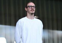 ПСЖ дома сыграл вничью с «Лорьяном» ПСЖ дома сыграл вничью с «Лорьяном»