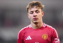 Карпин вызвал 18-летнего капитана «Манчестер Юнайтед» в сборную России Карпин вызвал 18-летнего капитана «Манчестер Юнайтед» в сборную России