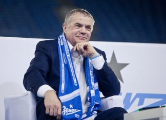 Медведев заявил, что не собирается уходить из баскетбольного «Зенита» Медведев заявил, что не собирается уходить из баскетбольного «Зенита»