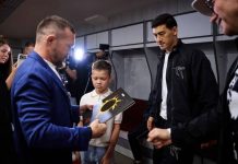 Пётр Ян поддержал Дмитрия Бивола перед главным боем Пётр Ян поддержал Дмитрия Бивола перед главным боем