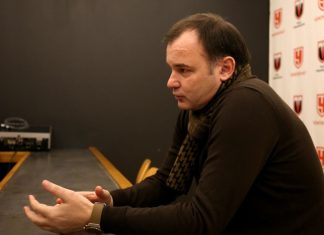 Гришин назвал ожидаемой отставку Челестини из ЦСКА Гришин назвал ожидаемой отставку Челестини из ЦСКА