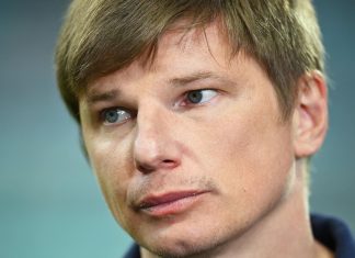 Аршавин: Дзюба не усилит «Спартак» после сезона в «Акроне» Аршавин: Дзюба не усилит «Спартак» после сезона в «Акроне»