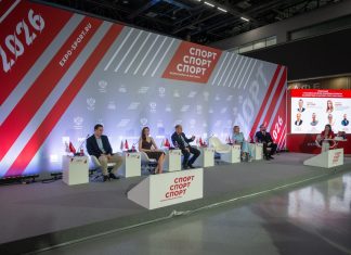 Флаги России и Китая будут подняты в центре Европы Флаги России и Китая будут подняты в центре Европы