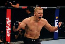 Павлович нокаутировал Тейшейру за 39 секунд на турнире UFC Павлович нокаутировал Тейшейру за 39 секунд на турнире UFC