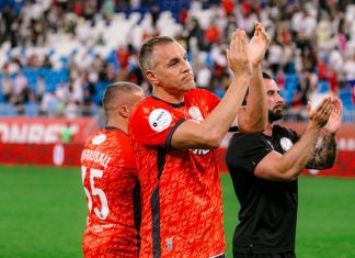 Дзюба намерен продолжить карьеру еще как минимум на сезон Дзюба намерен продолжить карьеру еще как минимум на сезон