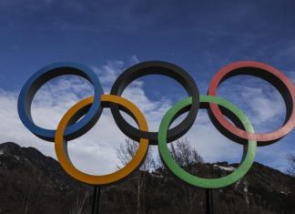 Тарпищев посетит сессию МОК, где рассмотрят вопрос о допуске россиян Тарпищев посетит сессию МОК, где рассмотрят вопрос о допуске россиян