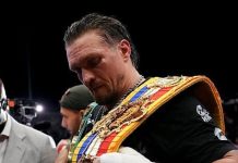 Боксёр Сироткин: Рефери зацепился за единственную возможность отдать победу Усику Боксёр Сироткин: Рефери зацепился за единственную возможность отдать победу Усику
