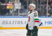 Дыняк назвал «Ак Барс» единственной командой КХЛ без симулянтов в составе Дыняк назвал «Ак Барс» единственной командой КХЛ без симулянтов в составе