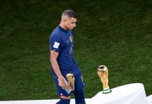Мбаппе высказался о поражении Франции в финале ЧМ-2022 Мбаппе высказался о поражении Франции в финале ЧМ-2022