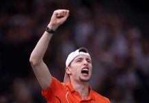 Уго Умбер обыграл Дрейпера и вышел в финал Истбурна Уго Умбер обыграл Дрейпера и вышел в финал Истбурна