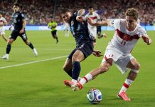 Касерес установил два рекорда ЧМ в матче с Турцией Касерес установил два рекорда ЧМ в матче с Турцией