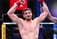 Яхьяев нокаутировал Уокера за восемь секунд Яхьяев нокаутировал Уокера за восемь секунд