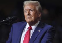 Дональд Трамп посетит ключевой матч финала НБА в Нью-Йорке Дональд Трамп посетит ключевой матч финала НБА в Нью-Йорке