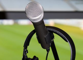 ФИФА отозвала аккредитацию комментатора после критики Инфантино ФИФА отозвала аккредитацию комментатора после критики Инфантино
