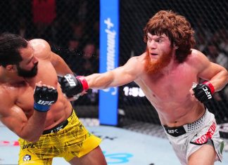 Физиев нокаутировал Торреса на UFC Fight Night в Баку Физиев нокаутировал Торреса на UFC Fight Night в Баку