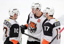 «Амур» и «Металлург» заключили спортивное партнерство на сезон 2026/2027 «Амур» и «Металлург» заключили спортивное партнерство на сезон 2026/2027