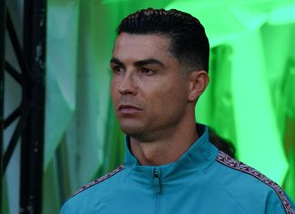Хоккеист Иван Демидов болеет за Португалию и Роналду на ЧМ-2026 Хоккеист Иван Демидов болеет за Португалию и Роналду на ЧМ-2026