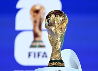 Мать и сын впервые сыграли на чемпионатах мира по футболу Мать и сын впервые сыграли на чемпионатах мира по футболу