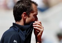 Медведев уступил Майхшаку в полуфинале ATP 250 в Хертогенбосе Медведев уступил Майхшаку в полуфинале ATP 250 в Хертогенбосе
