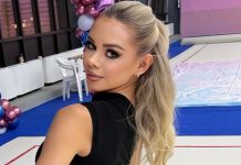 Анна Попова поделилась фото в бикини с отдыха в Турции Анна Попова поделилась фото в бикини с отдыха в Турции