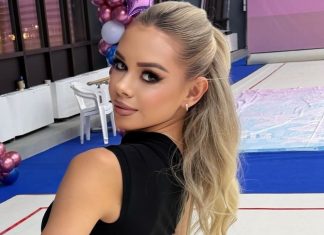 Анна Попова поделилась фото в бикини с отдыха в Турции Анна Попова поделилась фото в бикини с отдыха в Турции