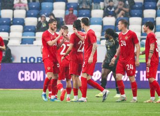 Россия ведет 2:0 после первого тайма с Тринидадом и Тобаго Россия ведет 2:0 после первого тайма с Тринидадом и Тобаго