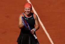 Кузнецова оценила выход Шнайдер в полуфинал Roland Garros Кузнецова оценила выход Шнайдер в полуфинал Roland Garros