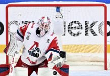 «Локомотив» переподписал восьмерых хоккеистов из-за новых правил КХЛ «Локомотив» переподписал восьмерых хоккеистов из-за новых правил КХЛ