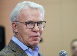 Фетисов: IIHF продолжает издеваться над Россией Фетисов: IIHF продолжает издеваться над Россией