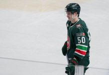 «Амур» арендует Дениса Комкова у «Ак Барса» «Амур» арендует Дениса Комкова у «Ак Барса»